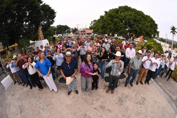 Olga Sosa encabeza asamblea informativa en Llera y destaca respaldo de la Federación