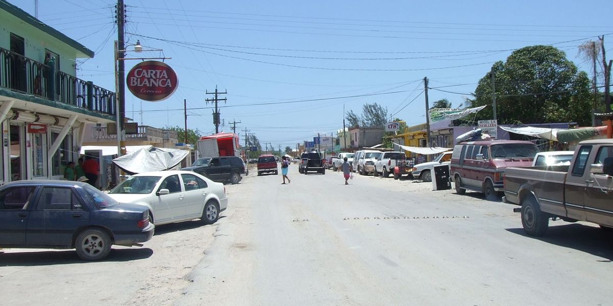 CFE promete garantizar electricidad en La Pesca durante Semana Santa