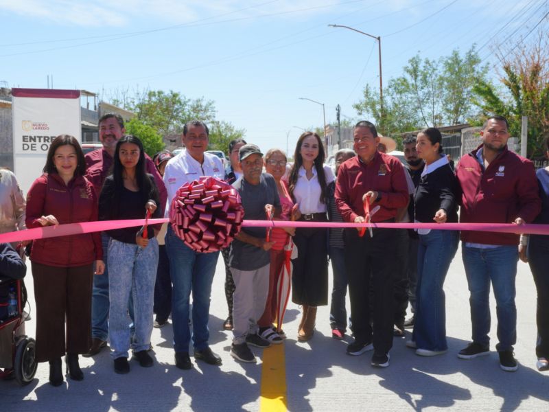 Avanza transformación urbana al poniente de Nuevo Laredo; entrega alcaldesa Carmen Lilia Canturosas obras de repavimentación