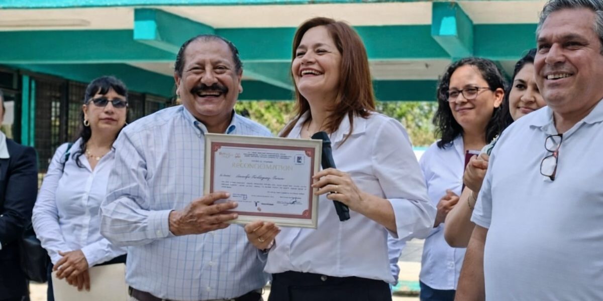 Suspenden clases para llenar evento del SNTE en Victoria