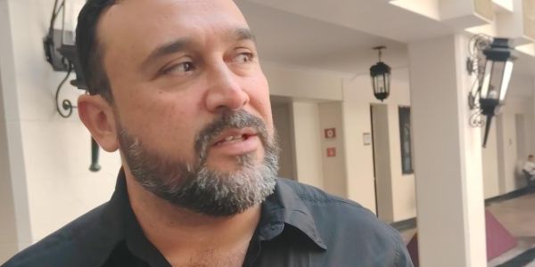 Turismo sin cancelaciones por deramme de hidrocarburo… pero bajo amenaza climática