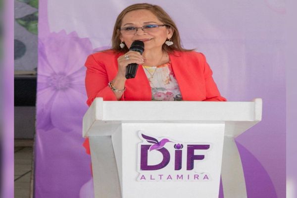 DIF Altamira entrega 50 sillas de ruedas todo terreno