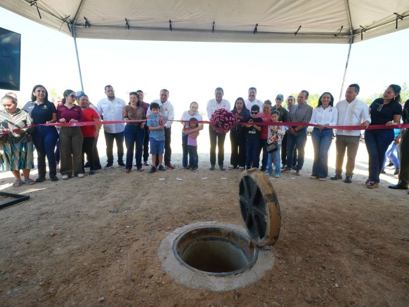 Entrega alcaldesa Carmen Lilia Canturosas obras de infraestructura hidráulica y sanitaria