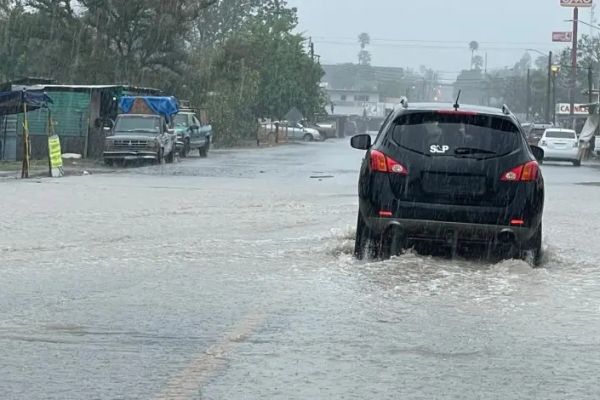 Lluvias intensas y rachas de viento por frente frío 43 en Tamaulipas