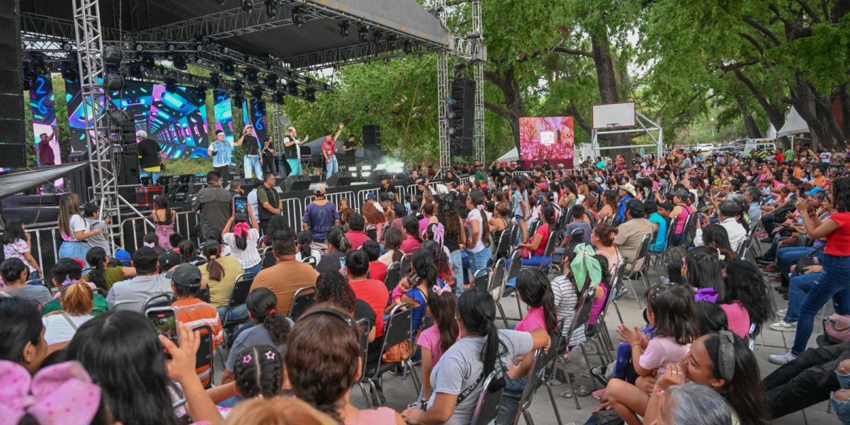 Disfrutan niñas y niños con alegría y diversión el San Markids