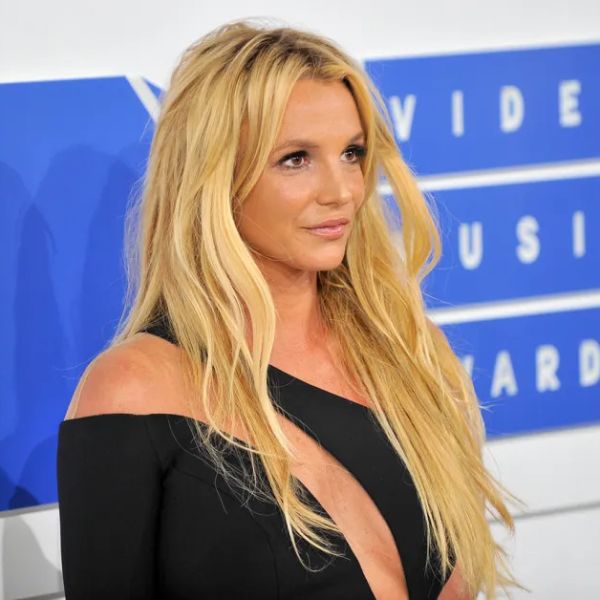 Britney Spears ingresa voluntariamente a centro de rehabilitación a cinco semanas de ser detenida por conducir ebria