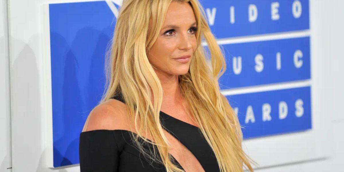 Britney Spears ingresa voluntariamente a centro de rehabilitación a cinco semanas de ser detenida por conducir ebria