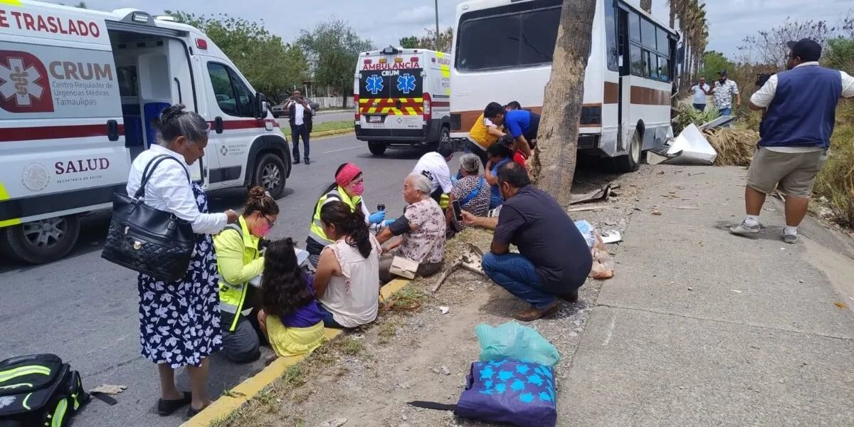 Endurecen revista mecánica tras choque de microbús en Tamaulipas