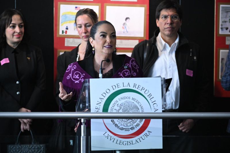 Senadora Olga Sosa inaugura exposición de dibujos de niñas y niños migrantes tamaulipecos en el Senado de la República