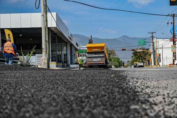 Sin tregua la rehabilitación de calles en Victoria