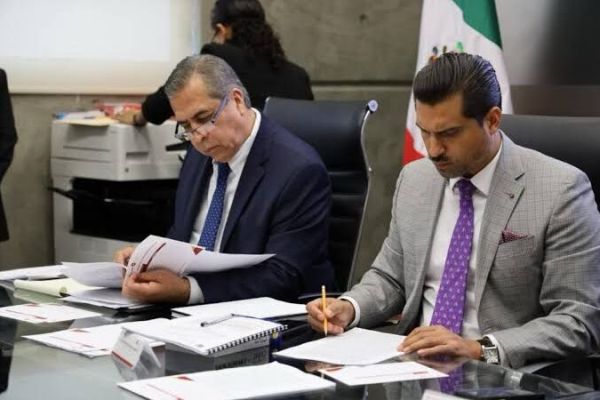 Notarios asumirán nuevos poderes legales en 2027