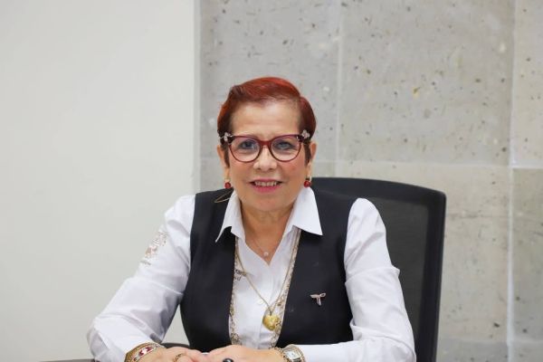 Refuerzan verificación de cartillas de vacunación