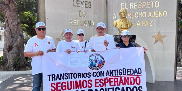 Trabajadores transitorios de Pemex exigen avances en proceso de basificación