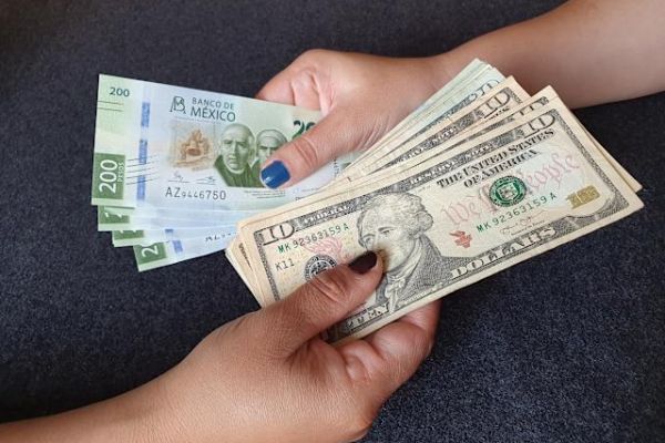 Temor a redadas frena envío de remesas a Tamaulipas