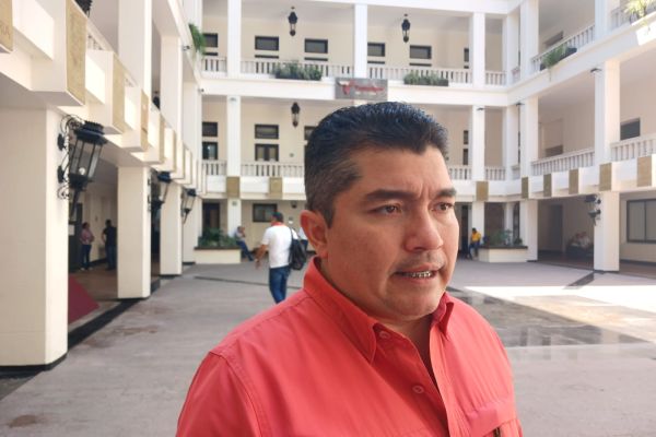 Plaga del gusano barrenador alcanza ya 20 municipios del estado