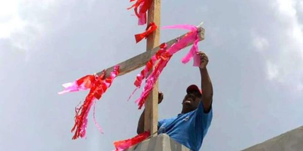 Albañiles mantienen firme el ánimo y la esperanza en el Día de la Santa Cruz: CROC