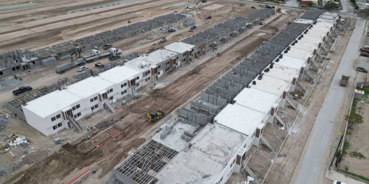 Avanzan viviendas del bienestar en Nuevo Laredo con respaldo y coordinación del gobierno municipal