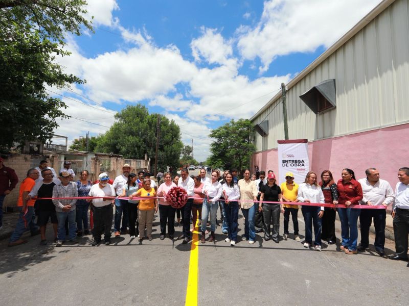 Entrega Carmen Lilia Canturosas obras de pavimentación y recarpeteo en cuatro colonias al poniente de Nuevo Laredo