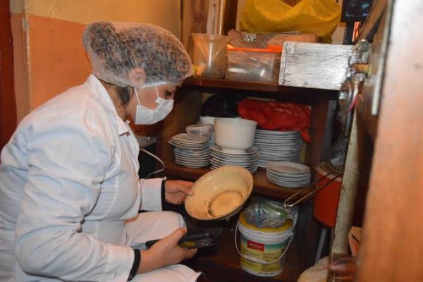 Por falta de higiene sancionan a 50 restaurantes