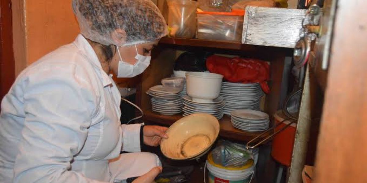 Por falta de higiene sancionan a 50 restaurantes
