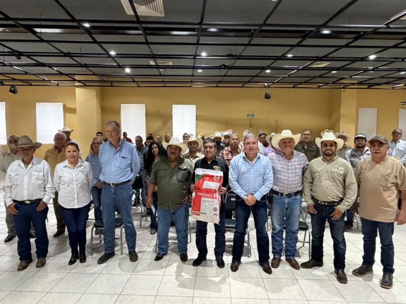 Gobierno municipal fortalece al sector ganadero con el programa “mineraliza tu ganado