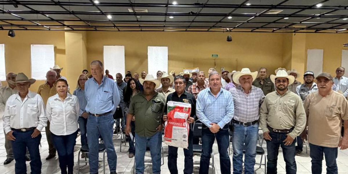 Gobierno municipal fortalece al sector ganadero con el programa “mineraliza tu ganado