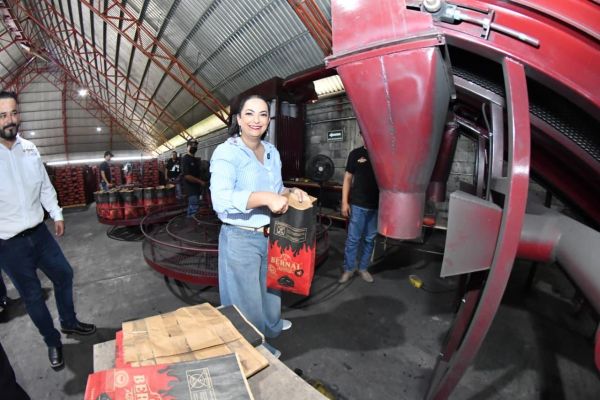 Senadora Olga Sosa reconoce como ejemplo nacional programa de carbón vegetal Hecho en Tamaulipas