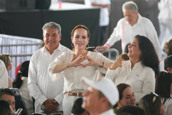 Carmen Lilia deja abierta posibilidad de otro cargo público