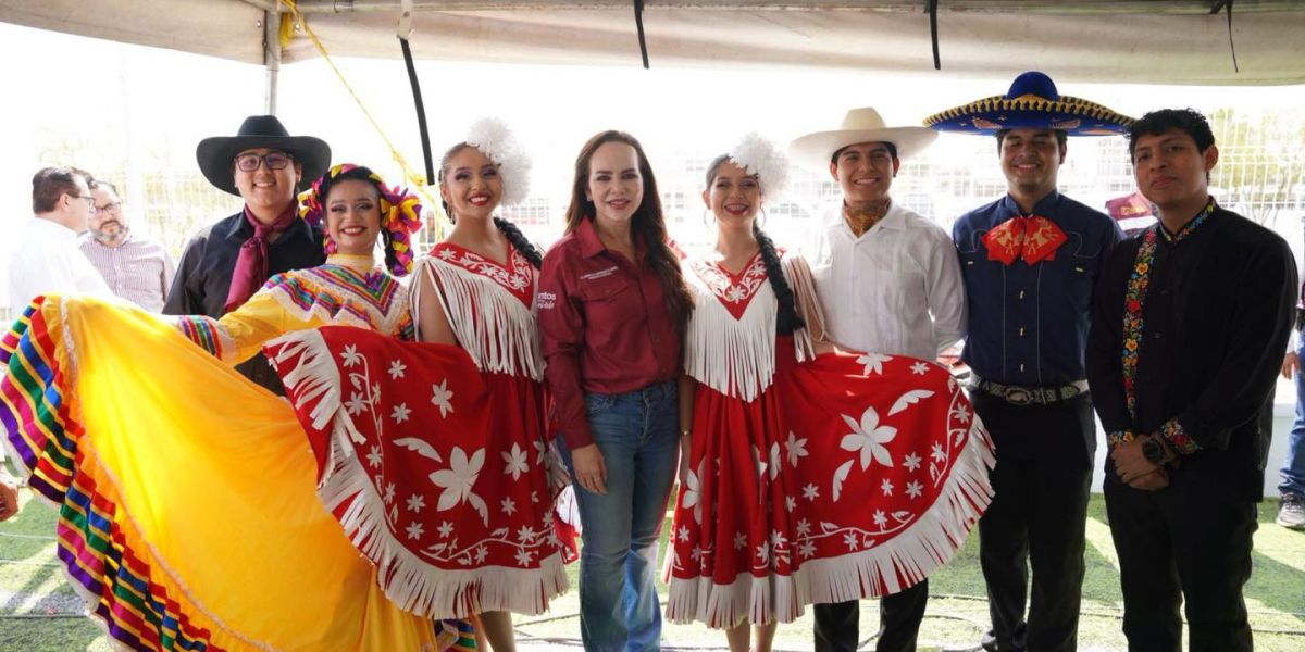 Alcaldesa Carmen Lilia Canturosas hace llamado para acceder al beneficio de la beca cultural