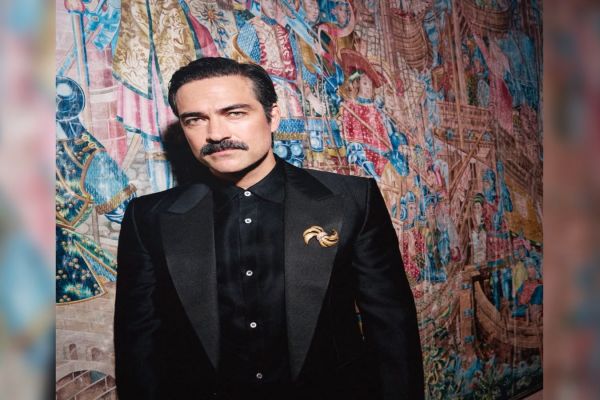 Alfonso Herrera se apunta a la fiebre  mundialista con ‘Encuentros sin fronteras’