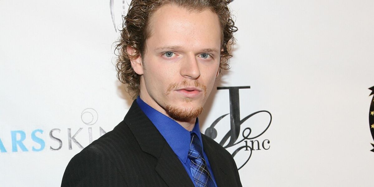 Dan 32 años de prisión a un actor que participó en “How I Met Your Mother” por intento de homicidio; trató de huir a México