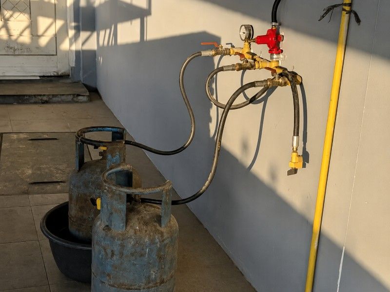 Calor dispara riesgo de fugas; Protección Civil pide revisar instalaciones de gas