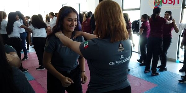 Mujeres representan el 57 % del alumnado en USJ