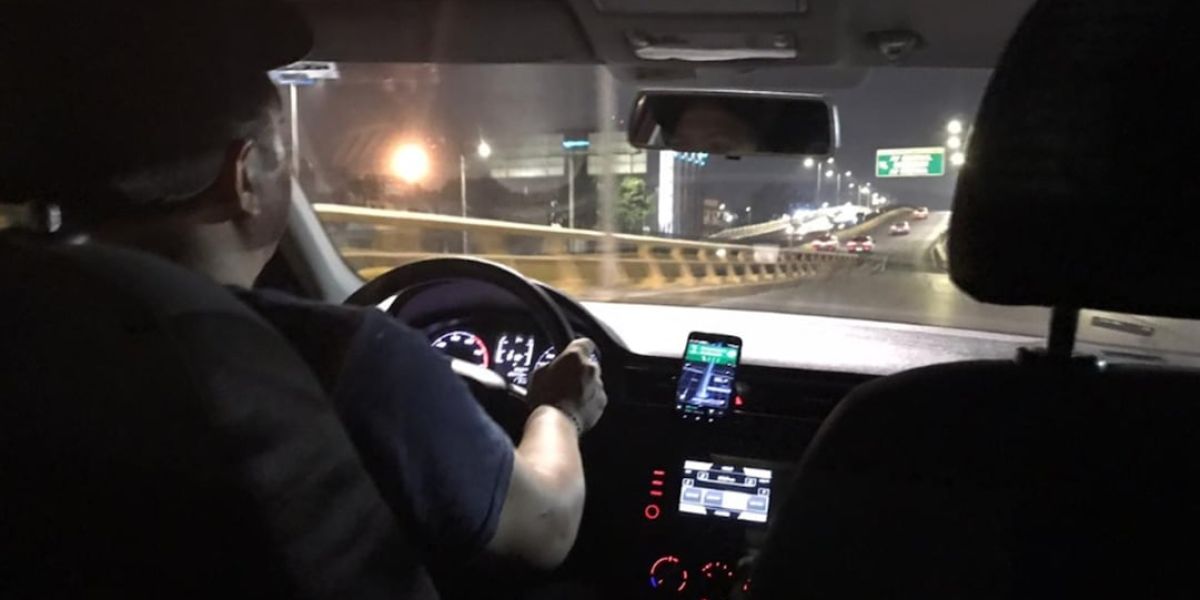 Plataformas digitales desplazan a micros en horario nocturno