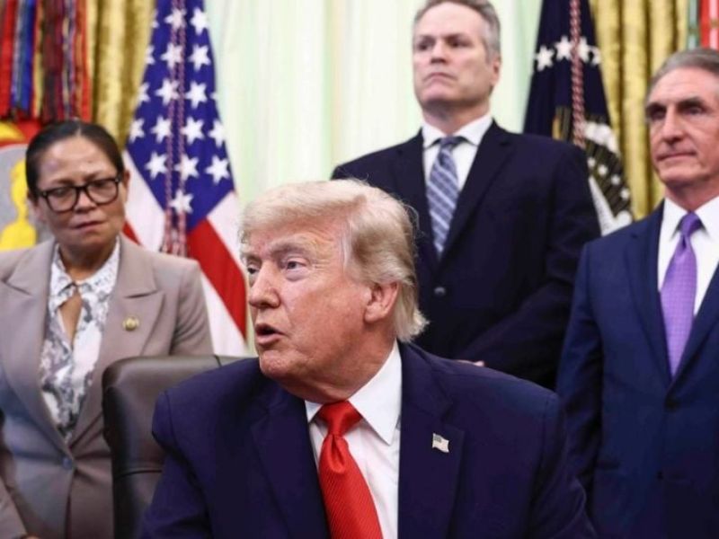 Trump critica acuerdo de Obama con Irán