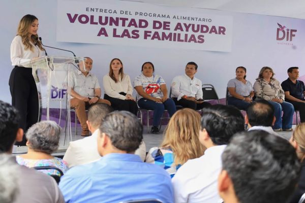 Inician Lucy y Lalo segunda entrega de programa alimentario Voluntad de Ayudar.