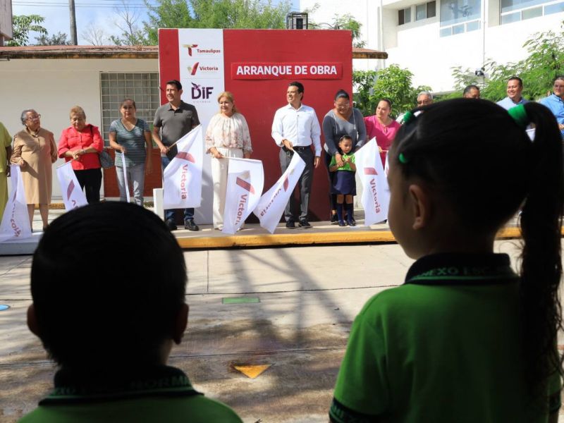 Inicia Municipio construcción de techumbre en Jardín de Niños