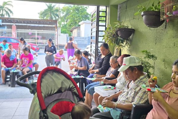 Astrid Sontoya sigue construyendo cercanía con la gente en la Nacional Colectiva 2
