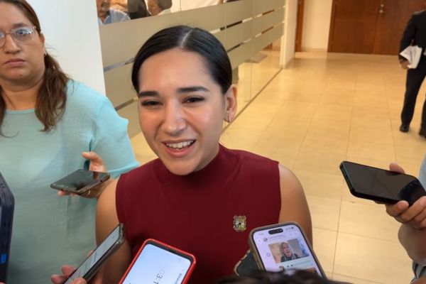 Katalyna Méndez pediría licencia si Morena la postula para el 27