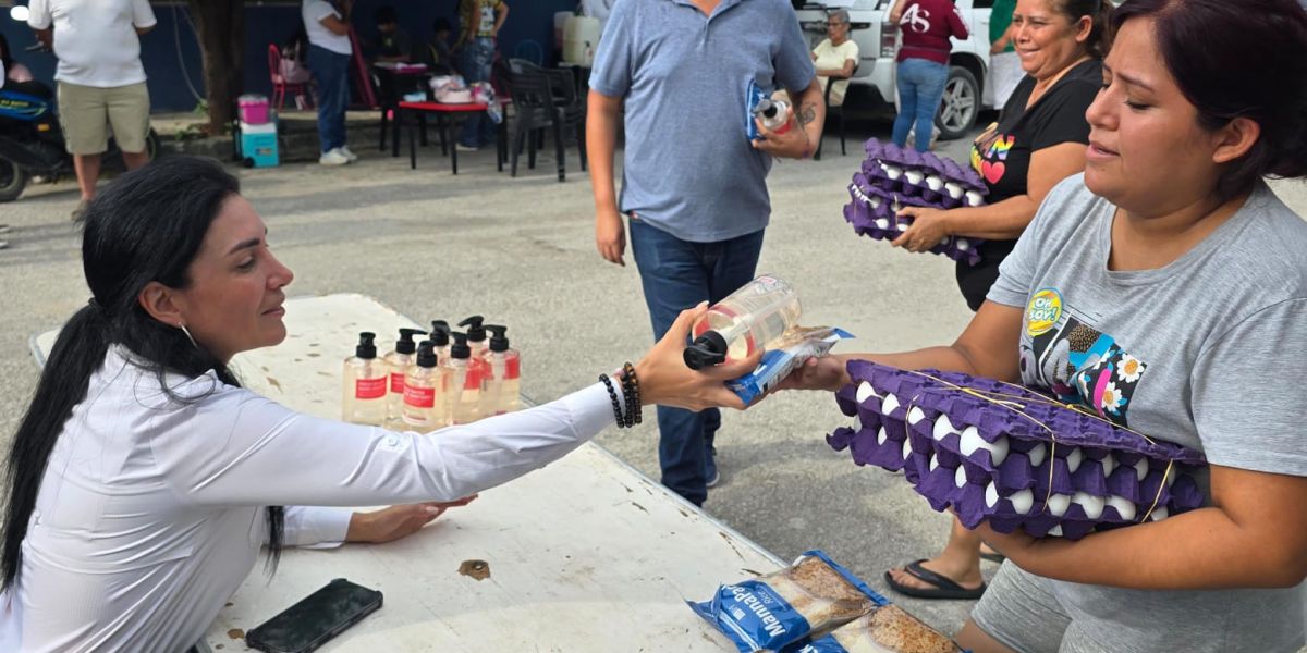 Astrid Sontoya acerca productos y servicios a las familias con el “Mercadito Sobre Ruedas”