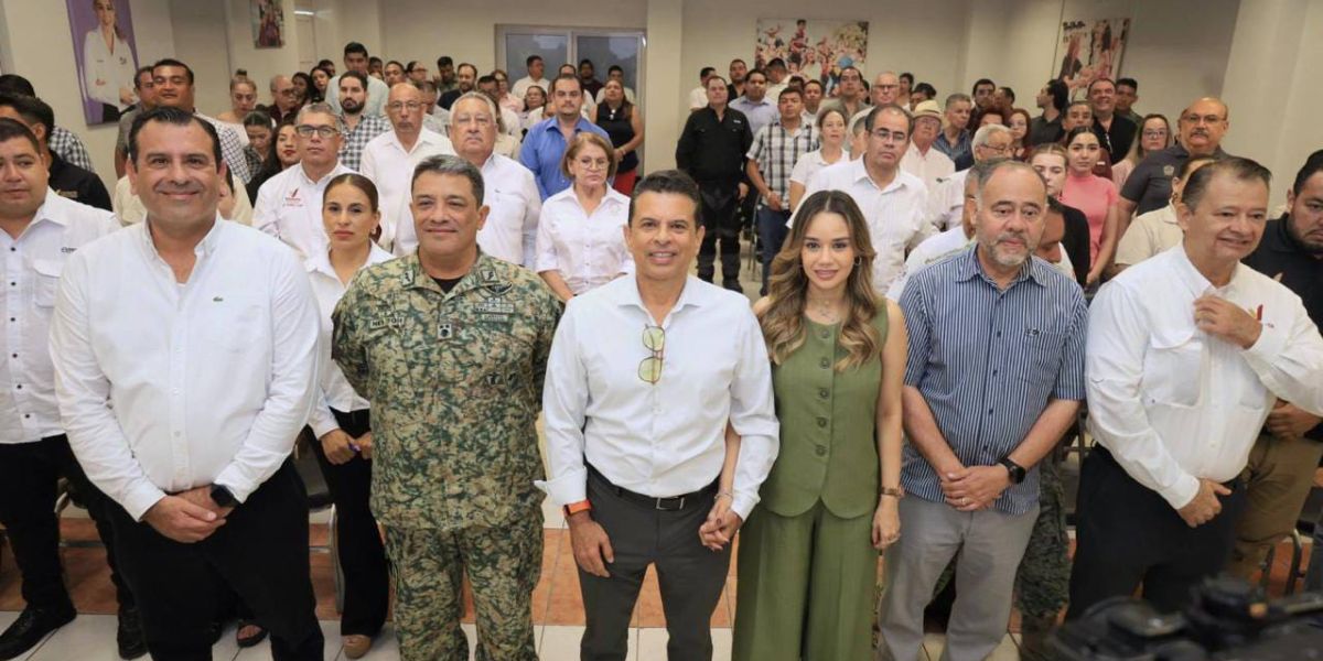 Asiste alcalde a presentación del programa de la Cultura de Seguridad Nacional