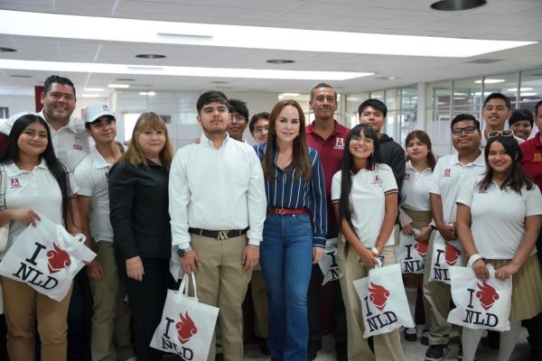 Carmen Lilia Canturosas reconoce a campeones del interpreparatorias 2026 y reafirma compromiso con la educación
