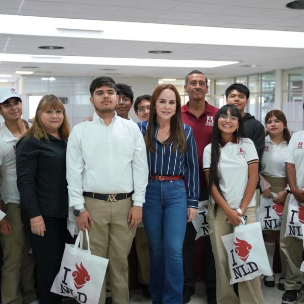 Carmen Lilia Canturosas reconoce a campeones del interpreparatorias 2026 y reafirma compromiso con la educación