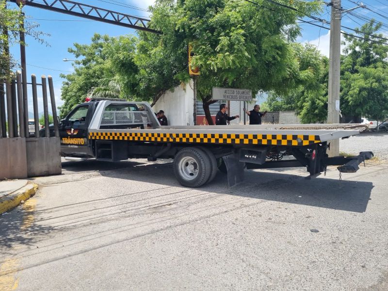 Reactiva Tránsito servicio de grúa; arrastre costará mil pesos