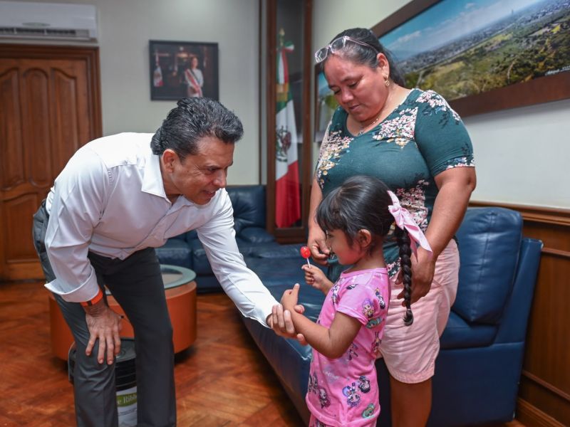 Cumple alcalde Lalo Gattás compromisos con la ciudadanía