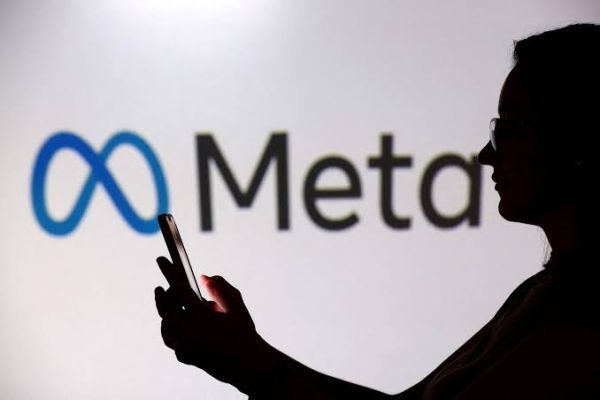 UE exige a Meta desactivar “funciones adictivas” de sus plataformas; advierte riesgo de multa