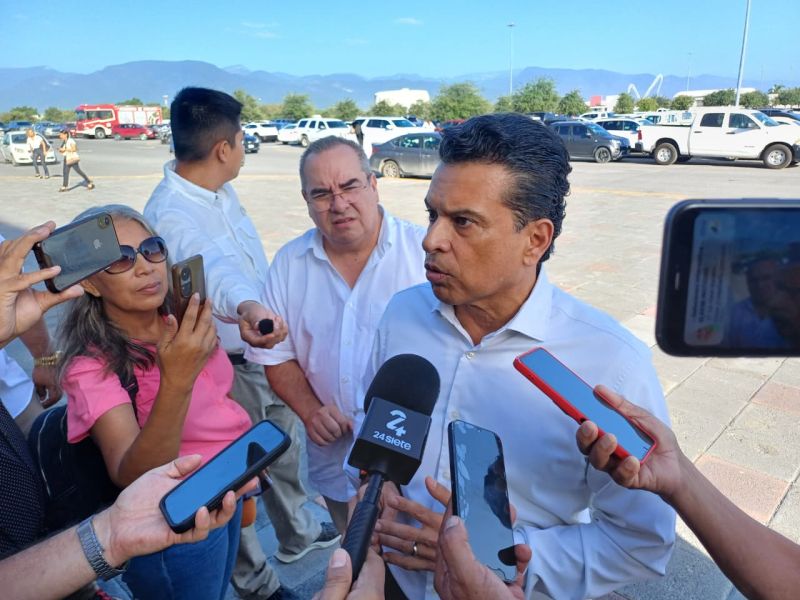 Destapa Gattás interés por una diputación federal