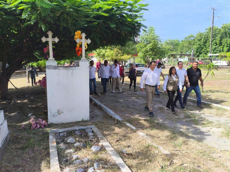 Coordina Municipio con el sector salud, acciones para combatir el dengue en panteones