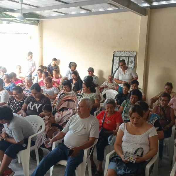 Astrid Sontoya reúne a más de 90 vecinos en La Ladrillera y fortalece el trabajo territorial