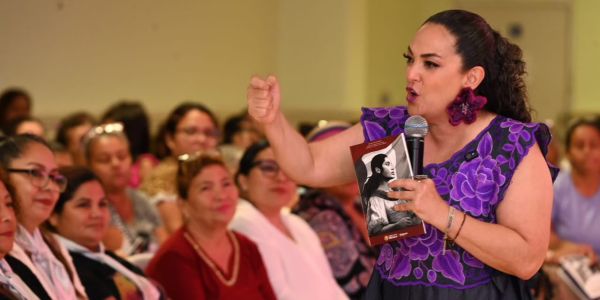 “Las mujeres son las grandes tejedoras de la transformación y de la paz”: Olga Sosa